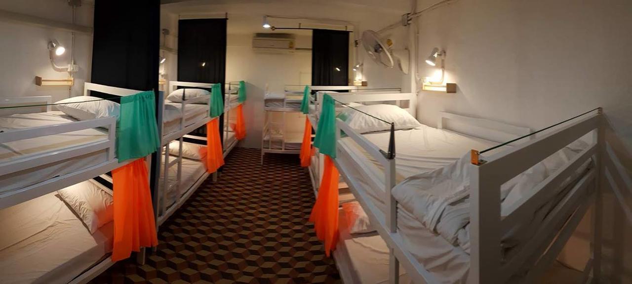 S-Space Hostel Chatuchak Бангкок Экстерьер фото