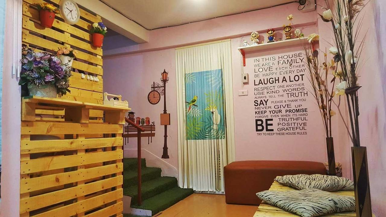 S-Space Hostel Chatuchak Бангкок Экстерьер фото