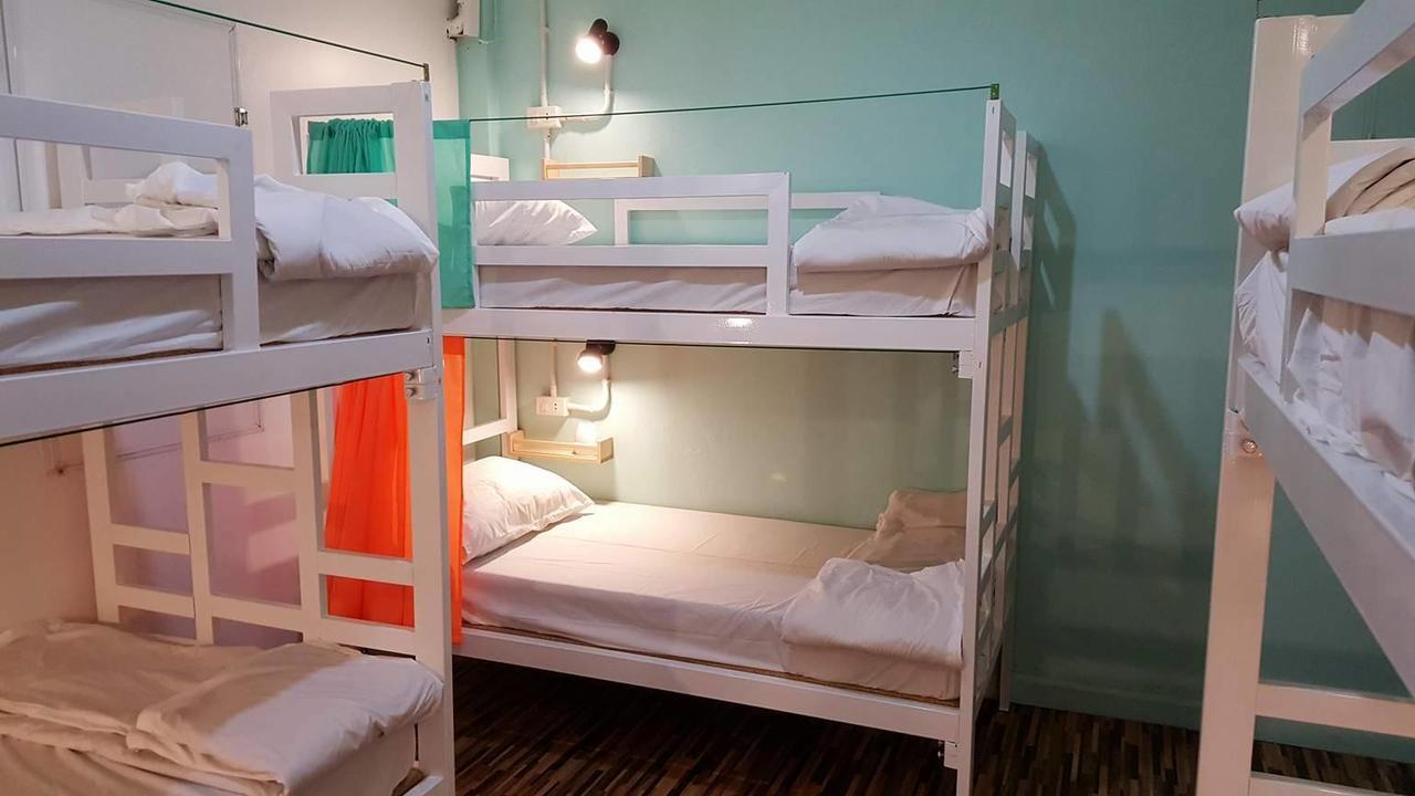 S-Space Hostel Chatuchak Бангкок Экстерьер фото