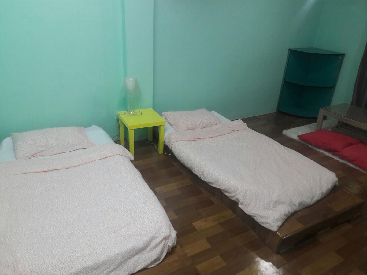 S-Space Hostel Chatuchak Бангкок Экстерьер фото
